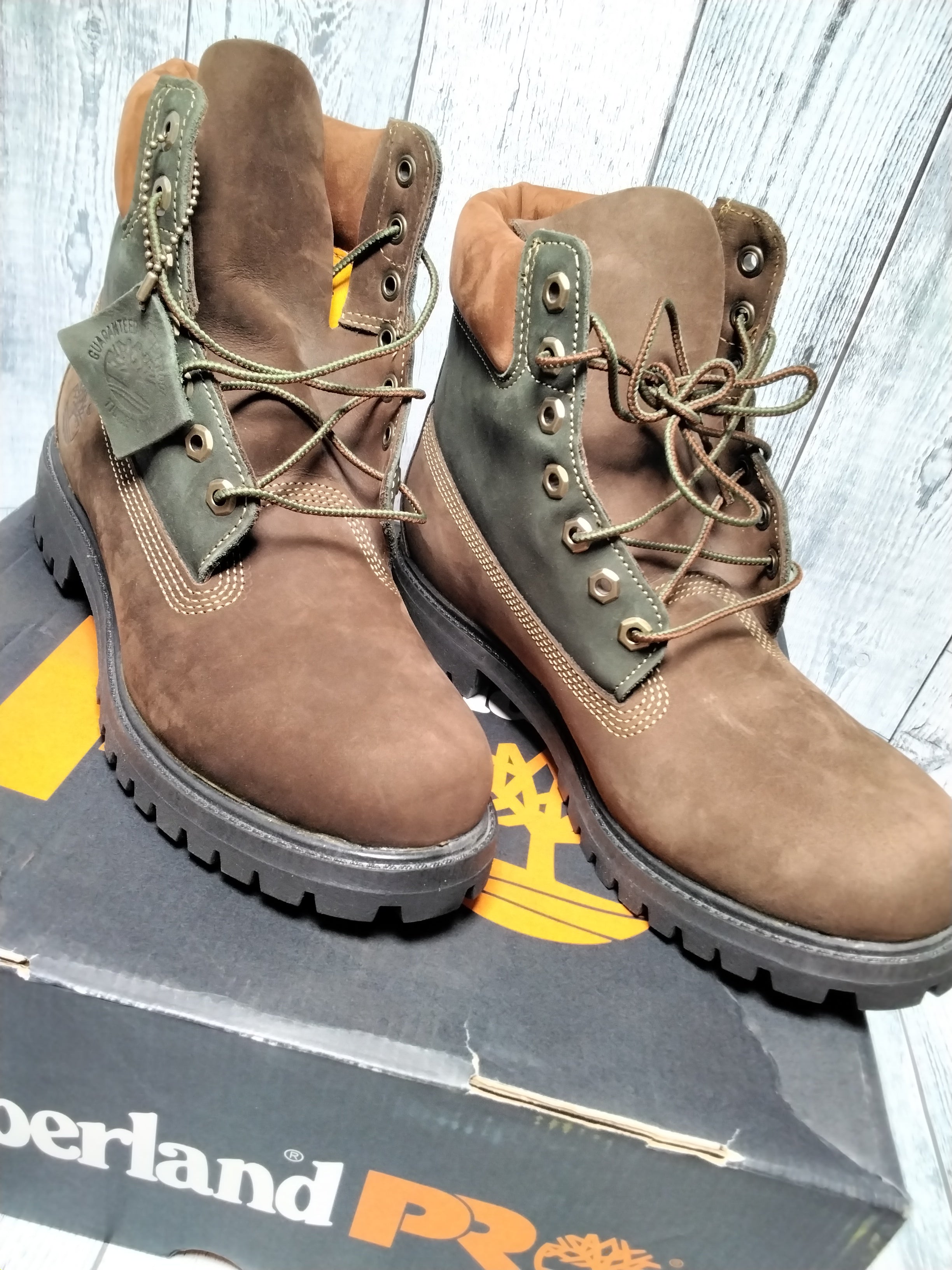 Timberland Men's 6-Inch Waterproof Boots, Sz 8 *New w/o Original Box* (7783101530350)